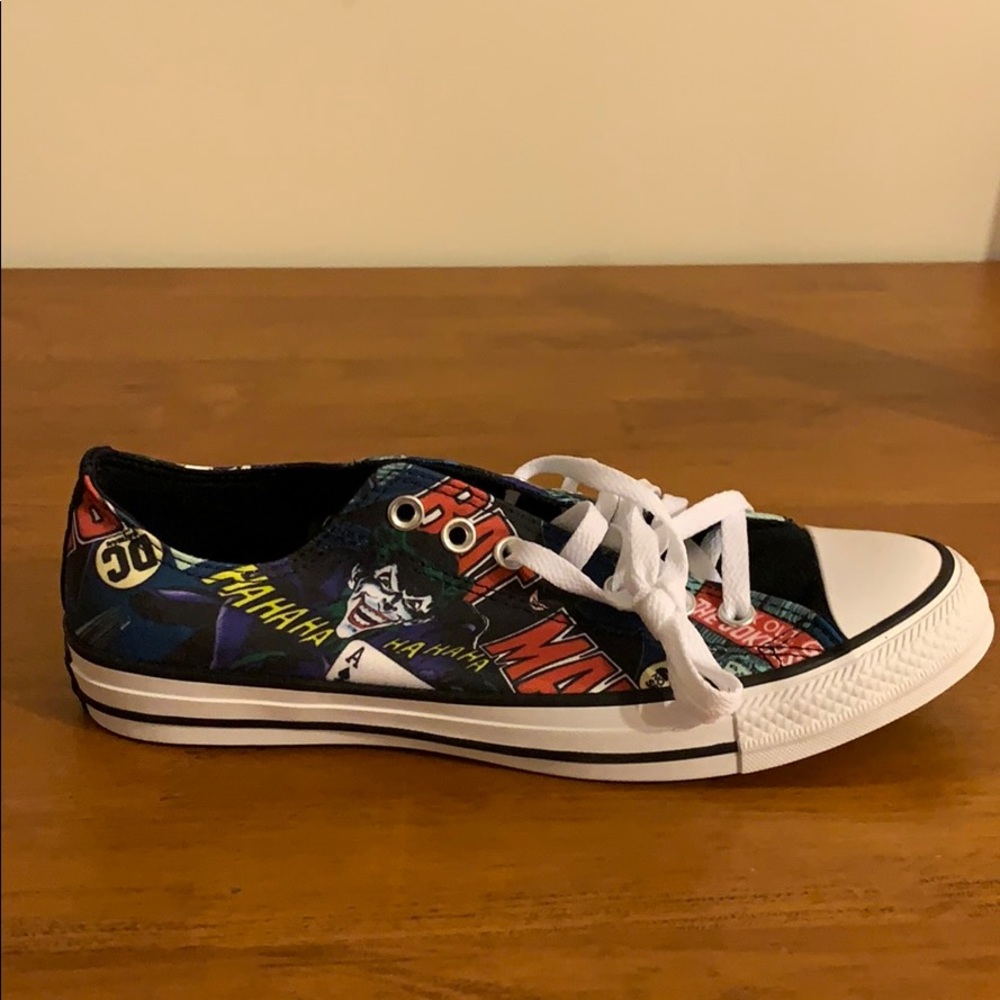 Batman Converse